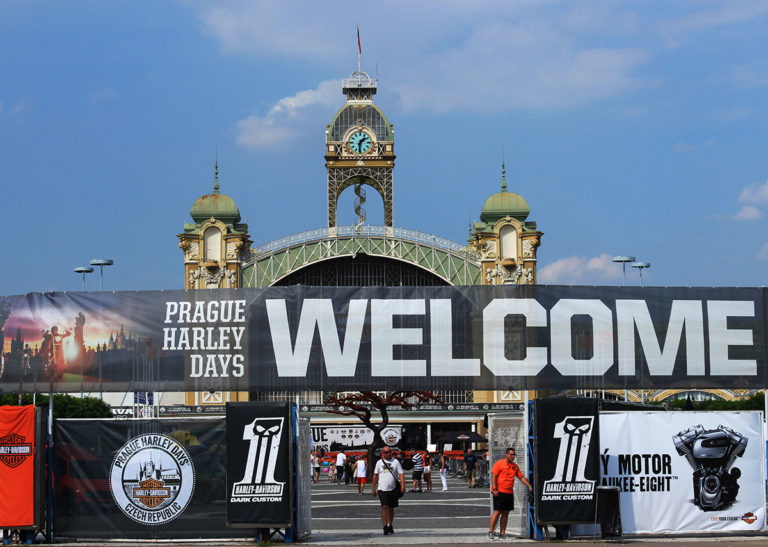 Nesouhlasíme s konáním akce Prague Harley Days na Praze 7